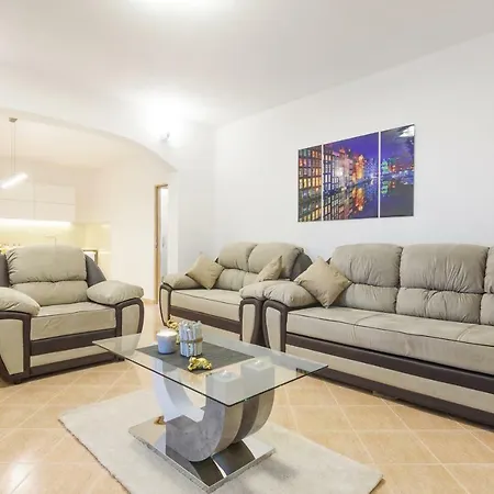 Apartman Alcazar Apartment