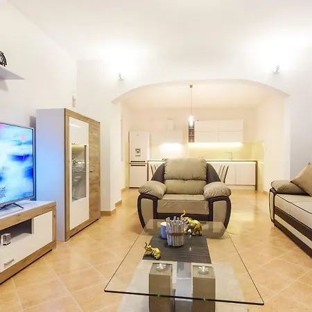 Apartman Alcazar
